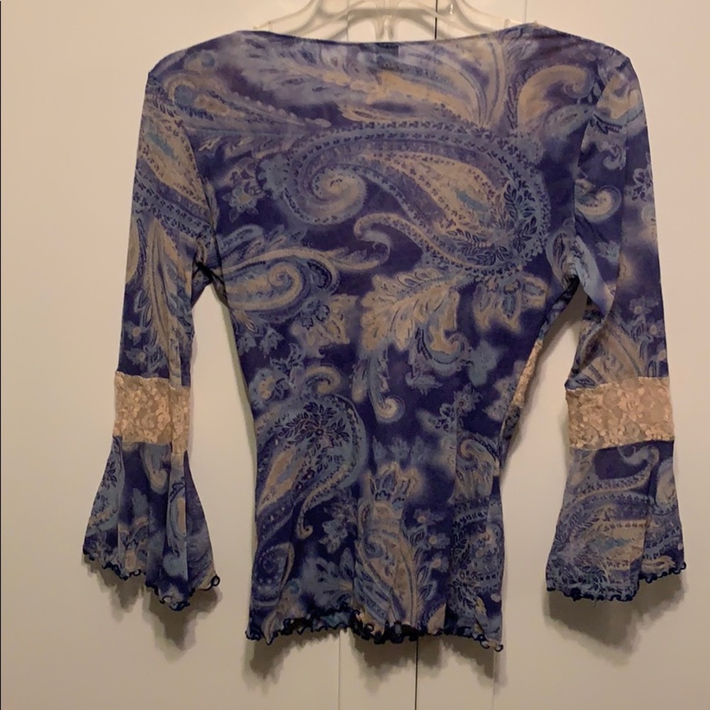 Top - Picture 2 of 2